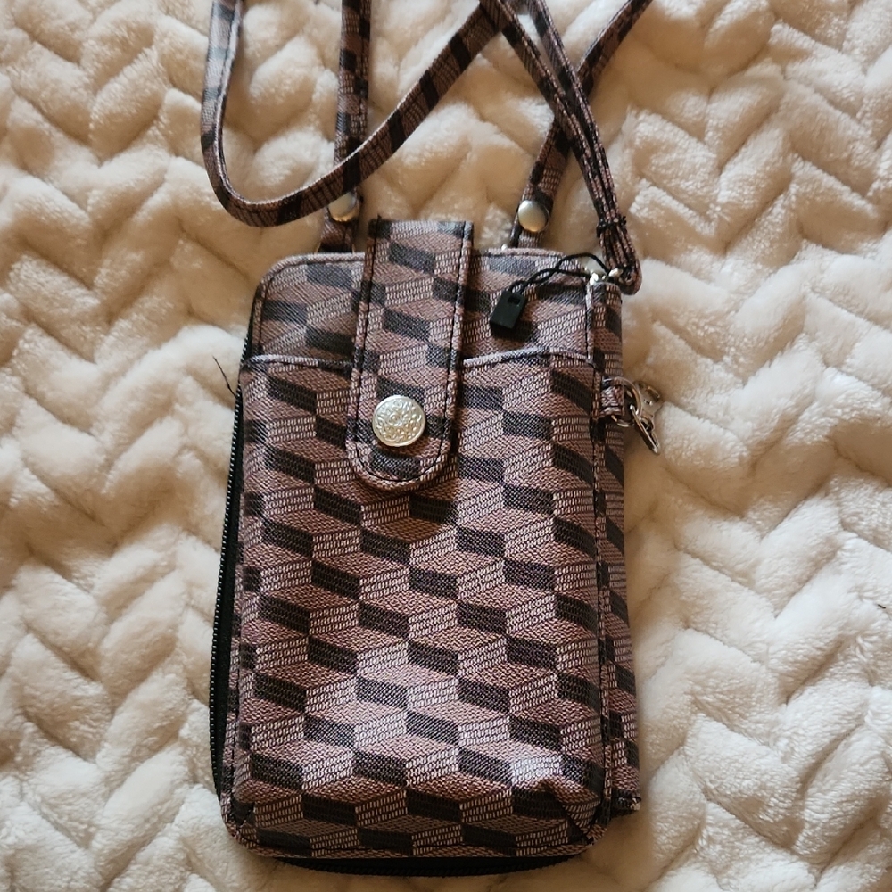 Geometric Patterned Crossbody Bag